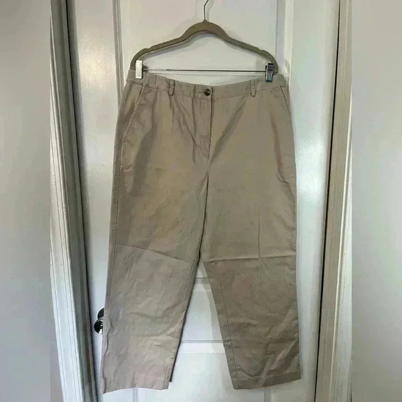 L.L. Bean Pants - L.L. Bean Women’s Bayside Classic Fit High Rise Khaki Straight Leg Pants